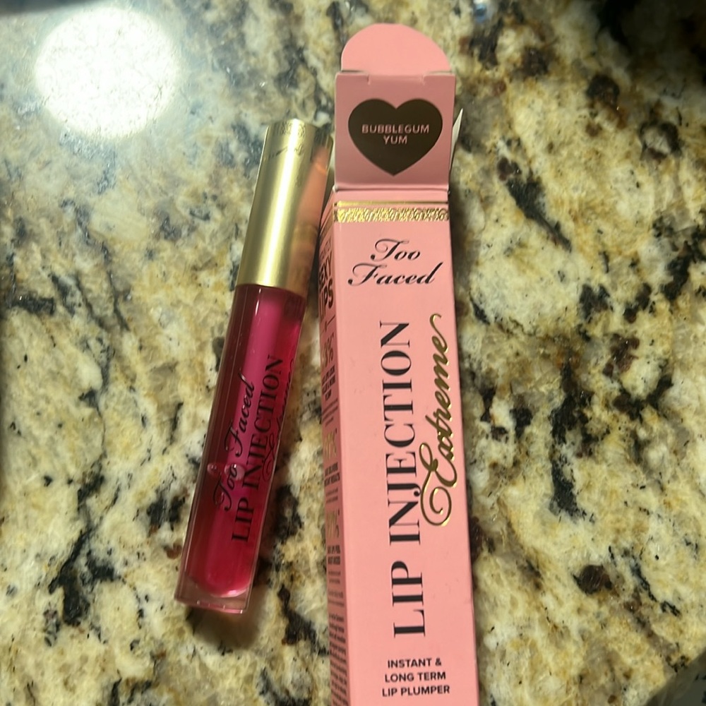 💋🧸Too Faced Bubblegum Yum Extreme Lip Injection - Picture 2 of 11
